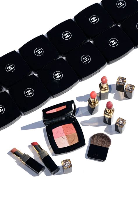 voyage chanel|Chanel rouge coco.